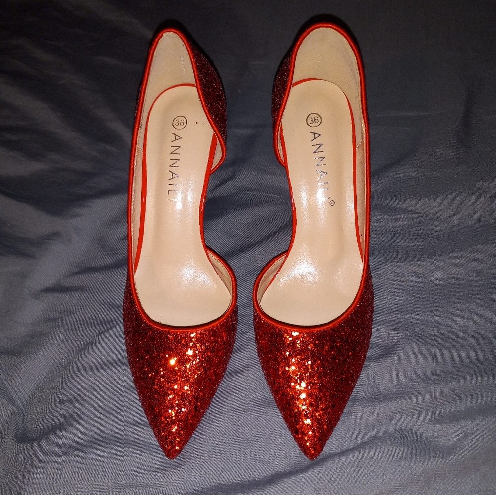 Annalil Red heels